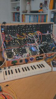 Aphex Twin - April 14th 

somethingmodular.fr
Somethingmodular.etsy.com 

#Eurorack #SynthDIY #ModularSynth #SynthCommunity #synthesizer